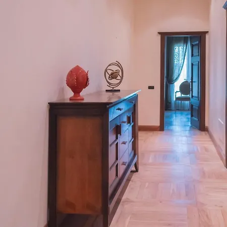 Medusa Villa *